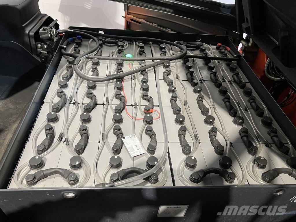 Linde E50HL-01 Електронавантажувачі