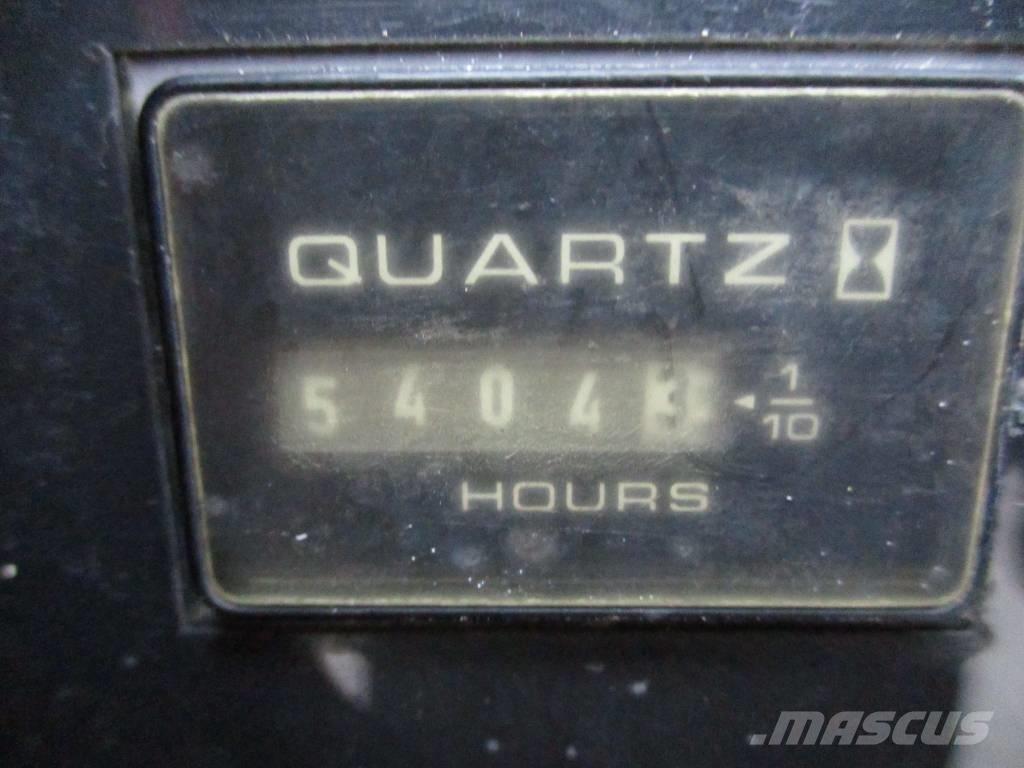 JLG 510 AJ (557) Компактні самохідні стрілові підйомники