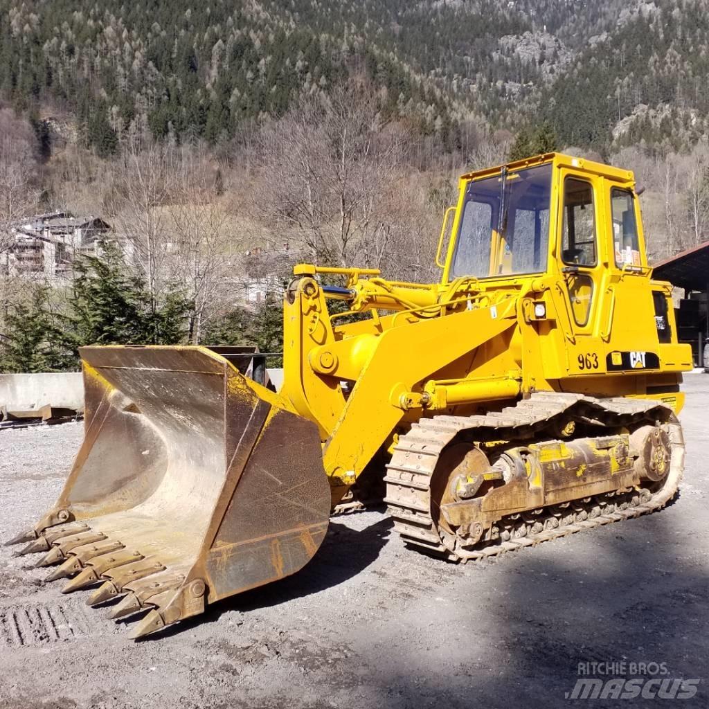 CAT 963 Гусеничні вантажники