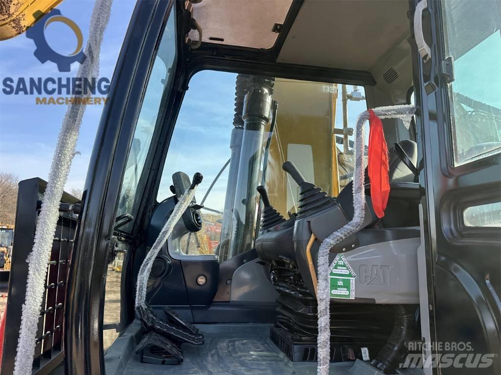 CAT 320 D L Гусеничні екскаватори