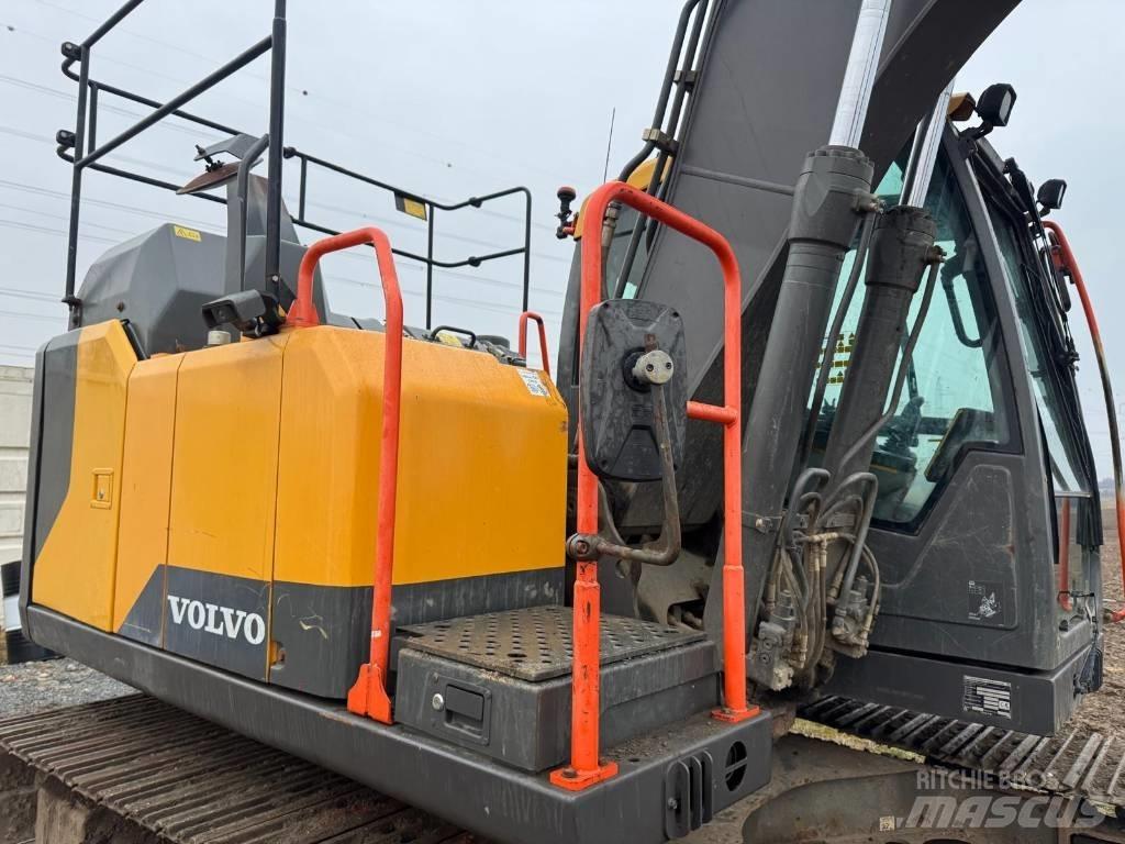 Volvo EC 140 EL Гусеничні екскаватори