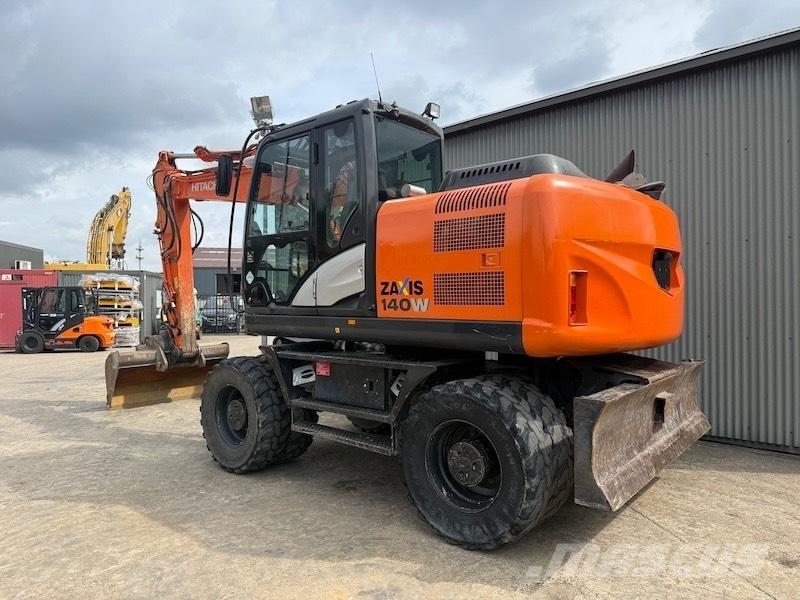 Hitachi ZX 140 W-5 Колісні екскаватори