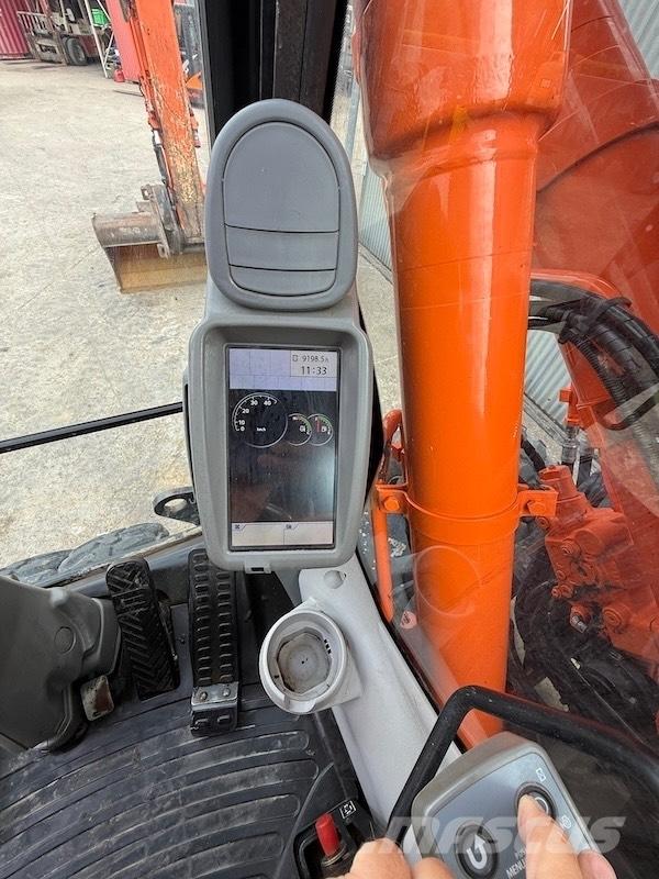 Hitachi ZX 140 W-5 Колісні екскаватори