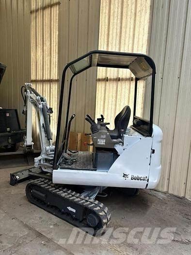 Bobcat E14 Міні-екскаватори < 7т