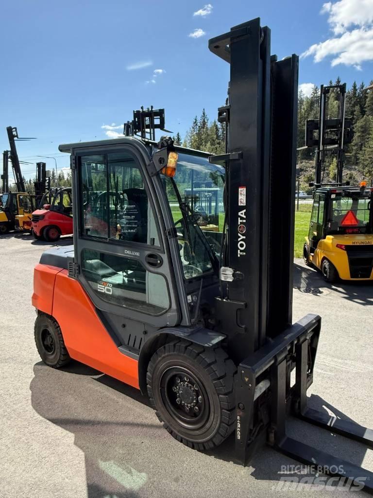 Toyota 40-8 FD45 N Дизельні навантажувачі