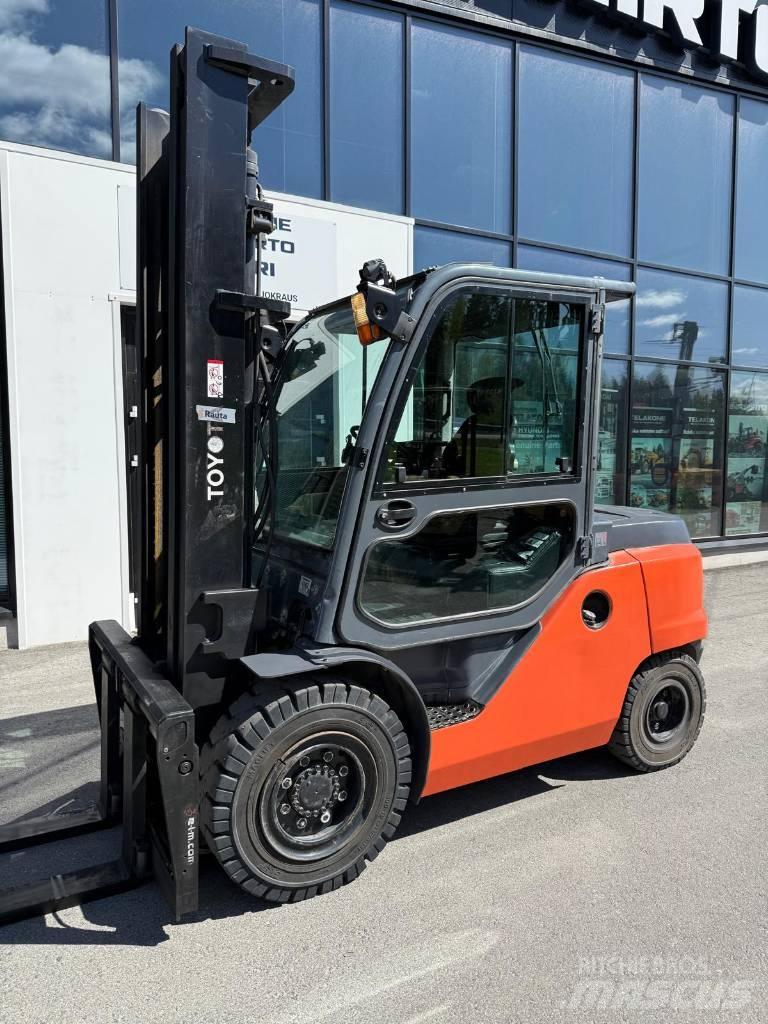 Toyota 40-8 FD45 N Дизельні навантажувачі