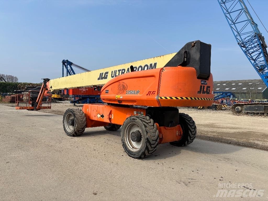JLG 1350 SJP Телескопічні підйомники