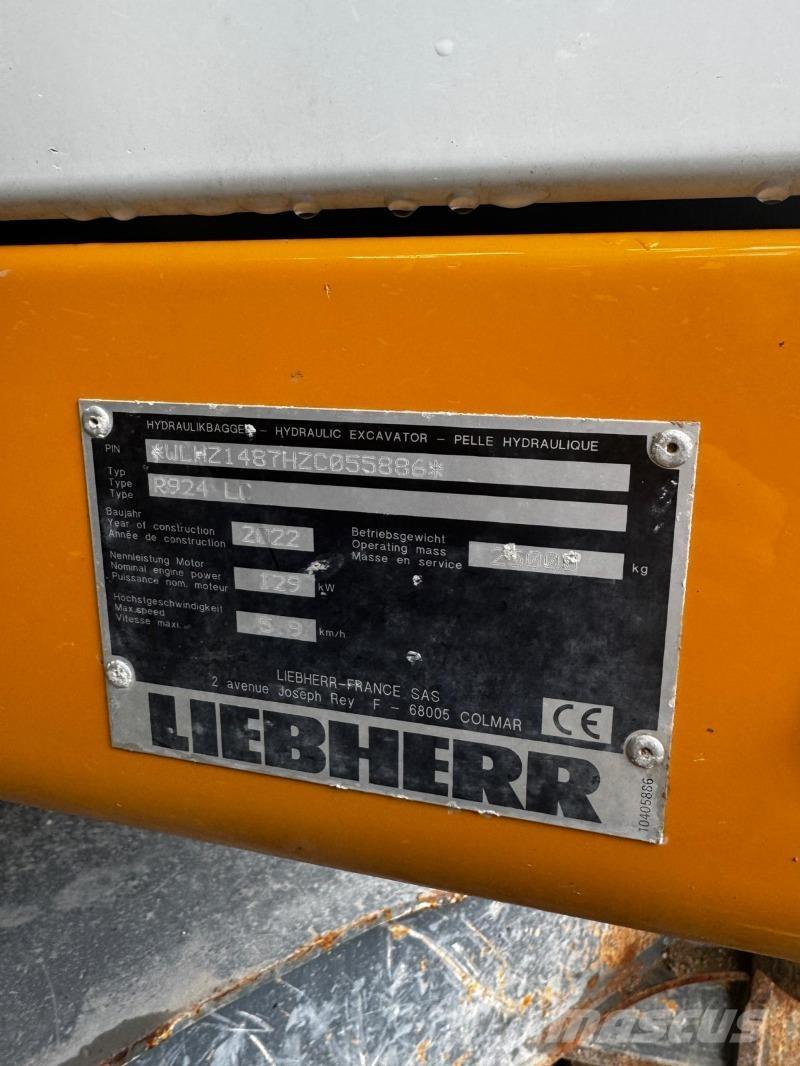 Liebherr R924 Гусеничні екскаватори