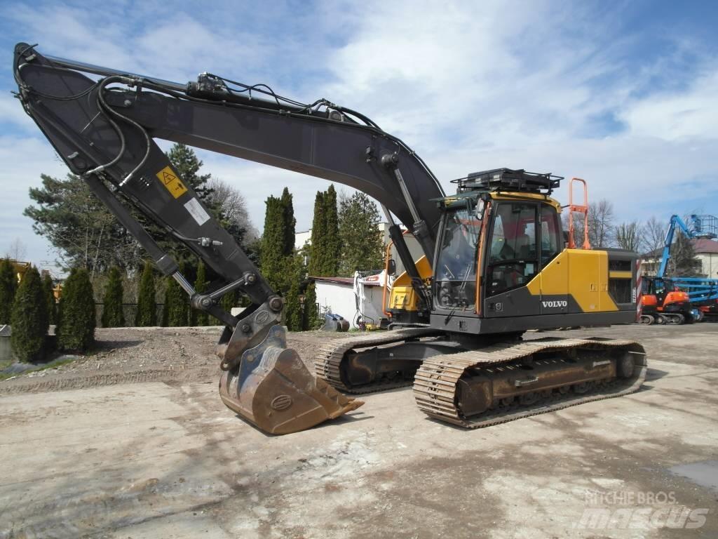 Volvo EC 220 EL Гусеничні екскаватори