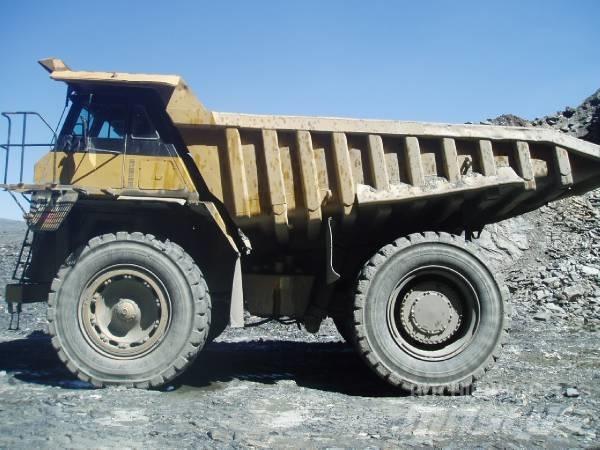 CAT 777 Кар`єрні самоскиди