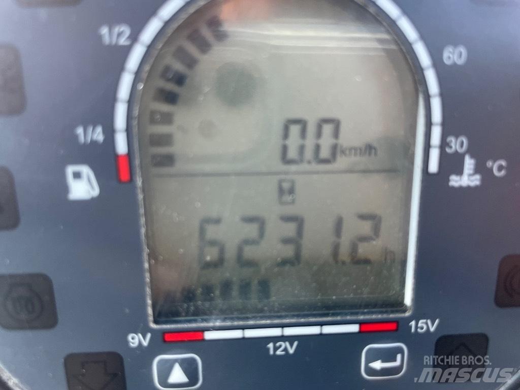 Nilfisk CR 3500 Підмітальні машини