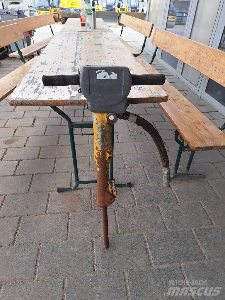 Atlas Copco LH 180 Плуги