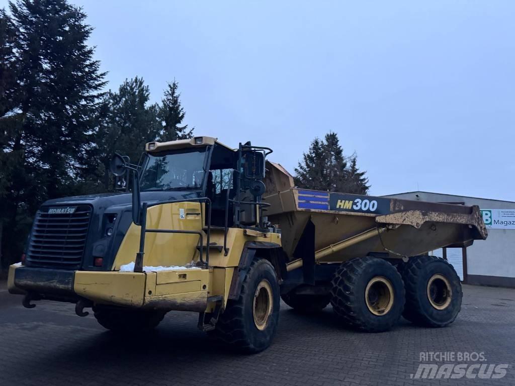 Komatsu HM 300-3 Зчленовані самоскиди