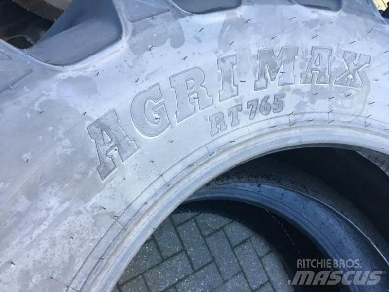 BKT 520/70 R 38 Колеса
