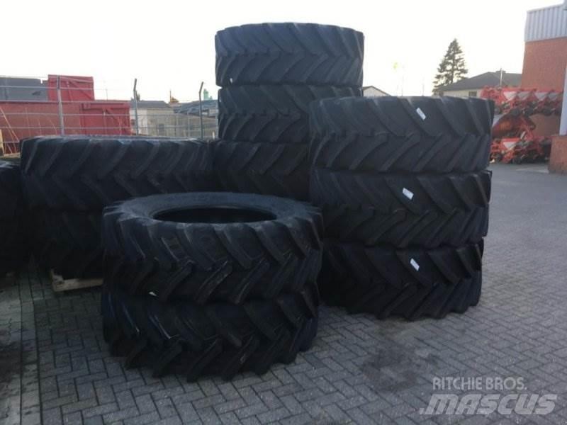 BKT 520/70 R 38 Колеса