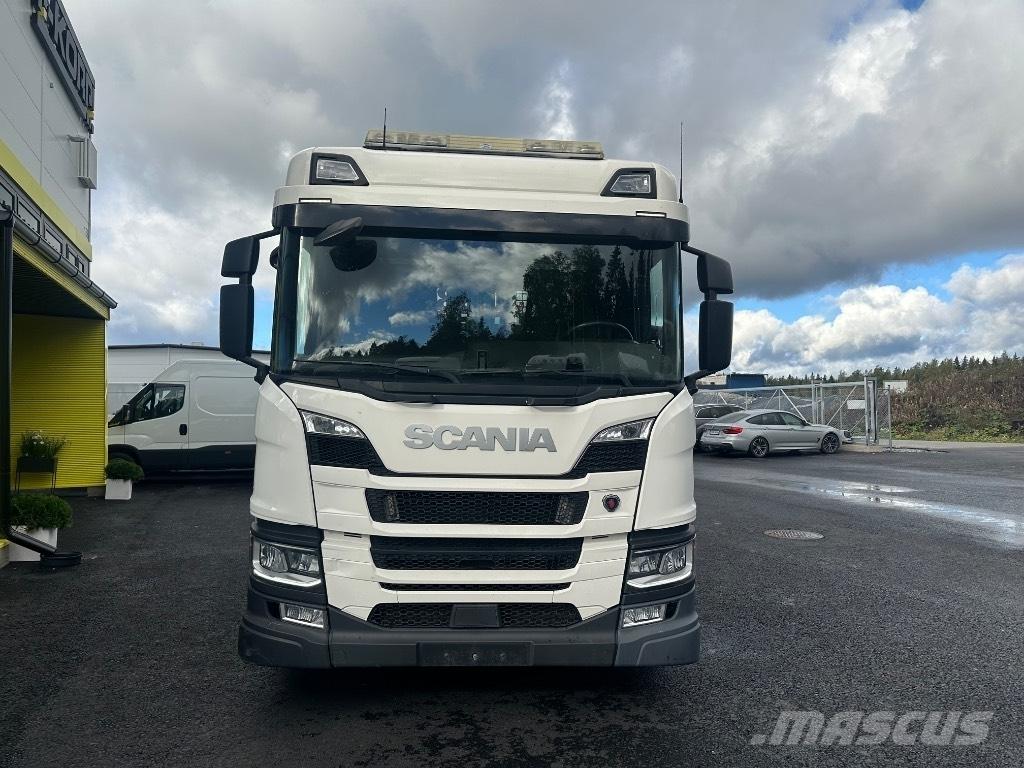 Scania P 370 6x2*4 Вантажівки з гаковим підйомом