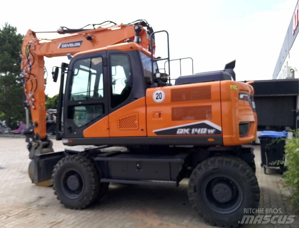 Doosan DX140W-7 Колісні екскаватори
