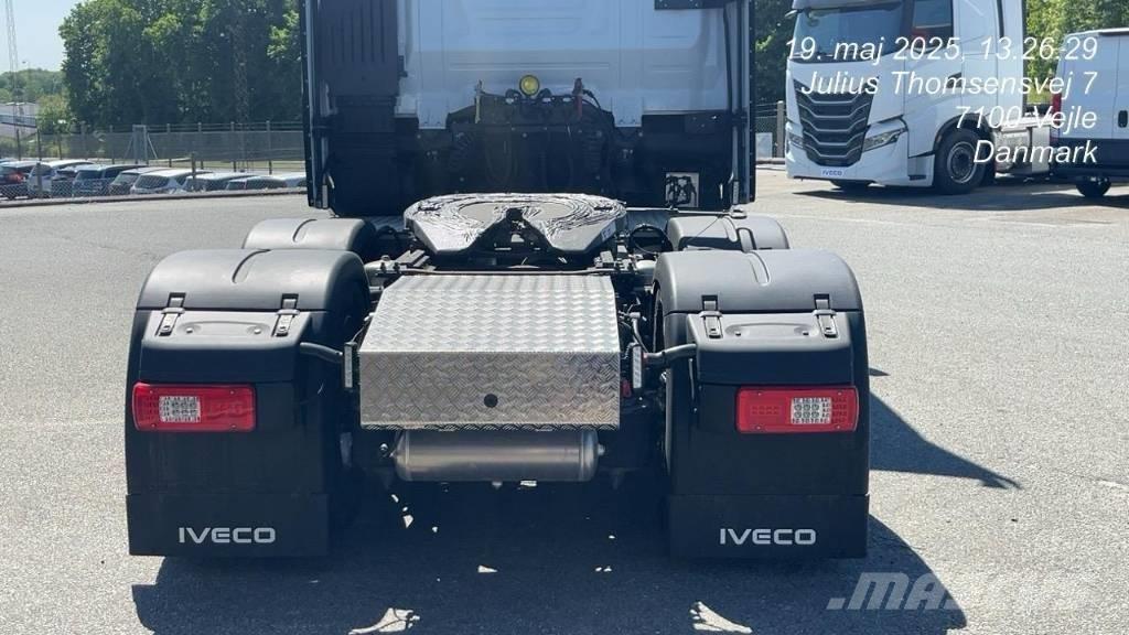 Iveco S-Way Тягачі