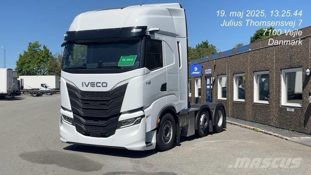 Iveco S-Way Тягачі