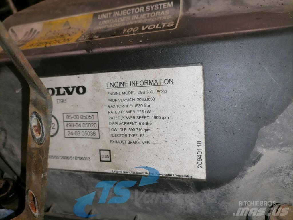 Volvo ENGINE D9B300 Двигуни