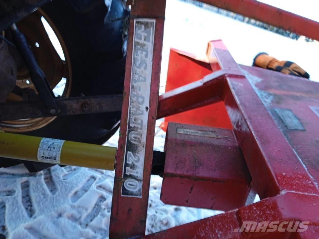 Esa-Patu 210 Снігомітли