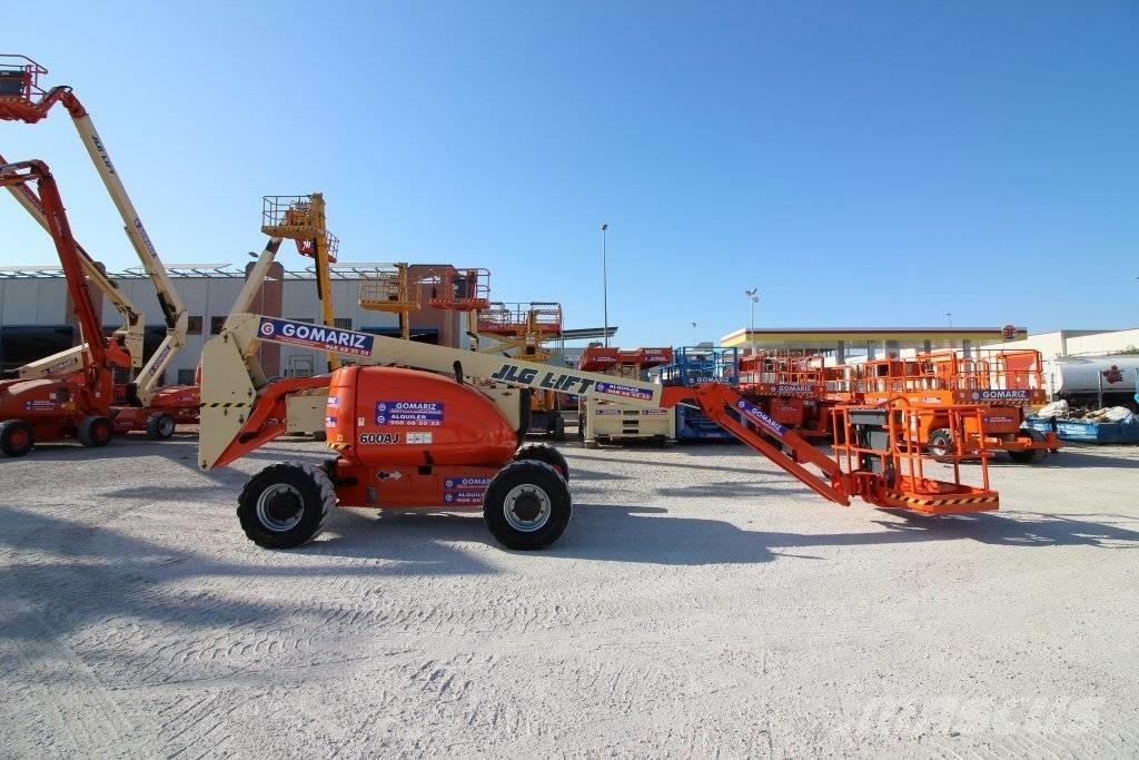 JLG 600 AJ Колінчаті підйомники