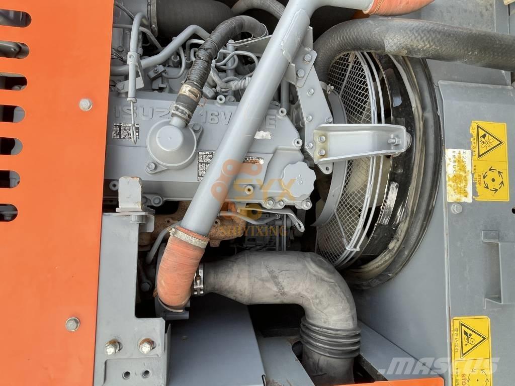 Hitachi ZX 240-3 Гусеничні екскаватори