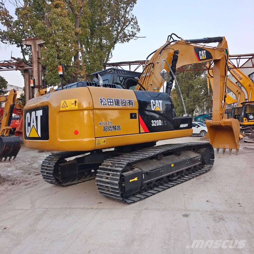 CAT 320 DL Гусеничні екскаватори