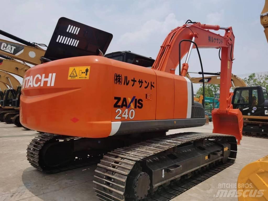Hitachi ZX 240 Гусеничні екскаватори