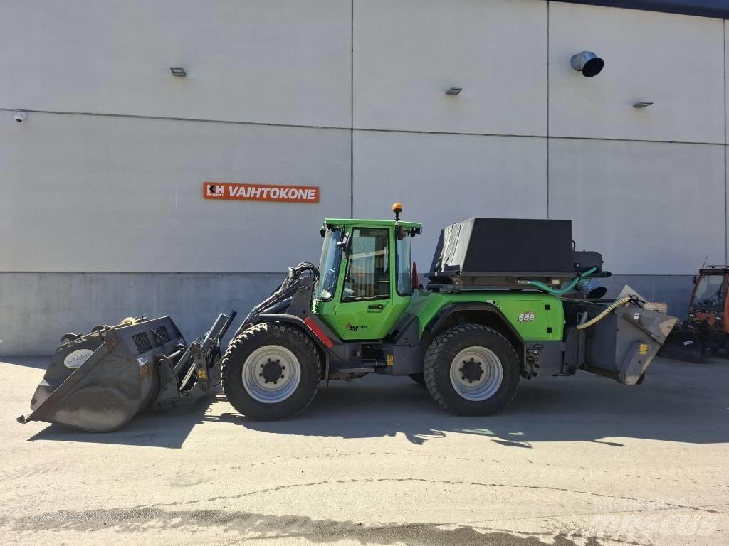 LM Trac 686 Фронтальні навантажувачі