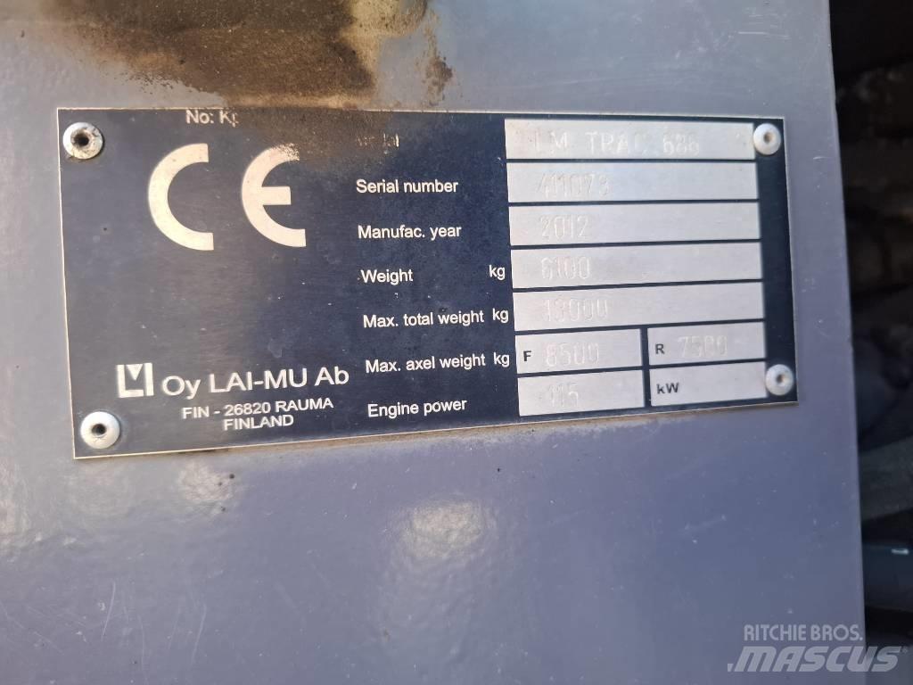 LM Trac 686 Фронтальні навантажувачі