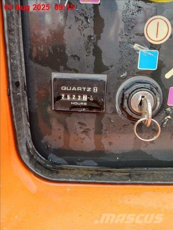 JLG 600 AJ Колінчаті підйомники