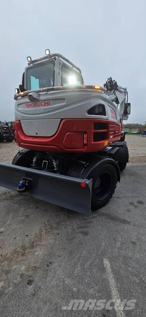Takeuchi TB 395 W Колісні екскаватори