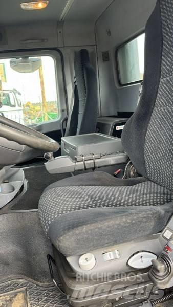 Mercedes-Benz 2641 Автоконтейнеровози