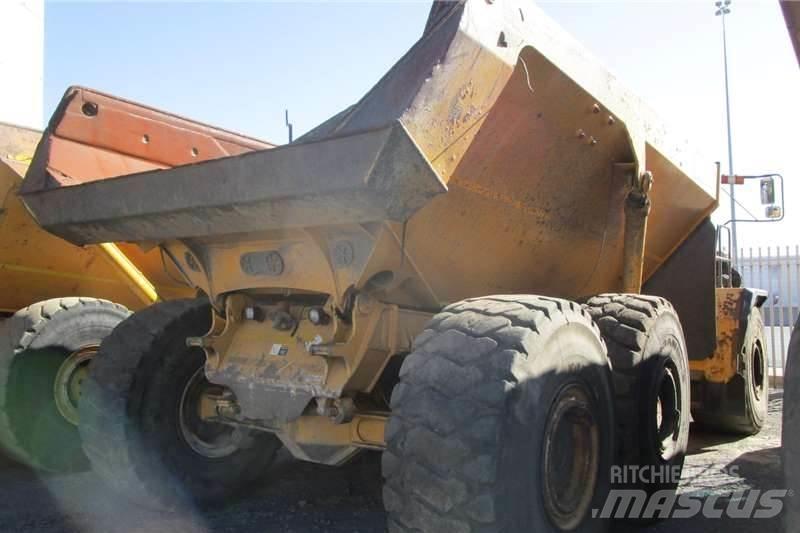 Bell B50D Зчленовані самоскиди