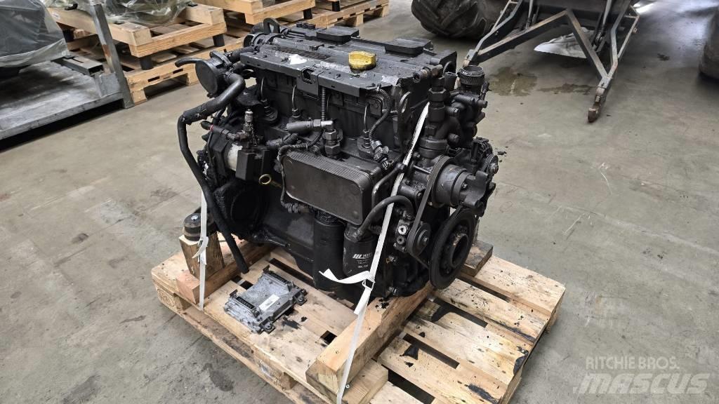 Deutz TD2012L042V Двигуни
