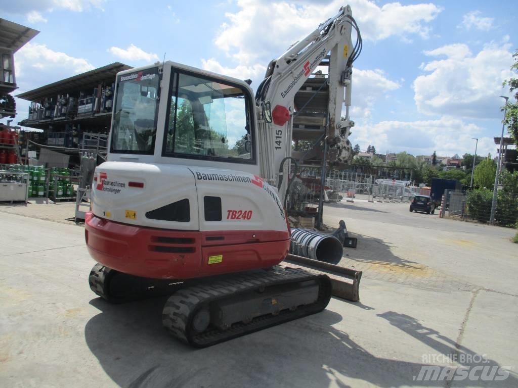 Takeuchi TB240 Міні-екскаватори < 7т