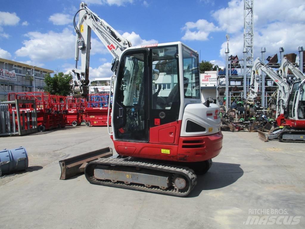 Takeuchi TB240 Міні-екскаватори < 7т