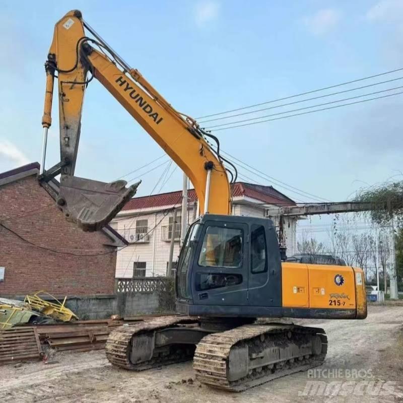Hyundai Robex 215-7 Гусеничні екскаватори