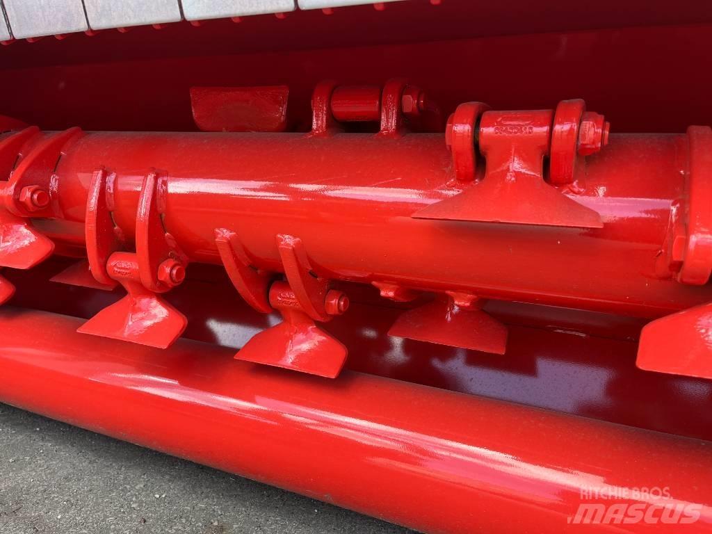 Maschio Giraffa XL Газонні і лукові косилки