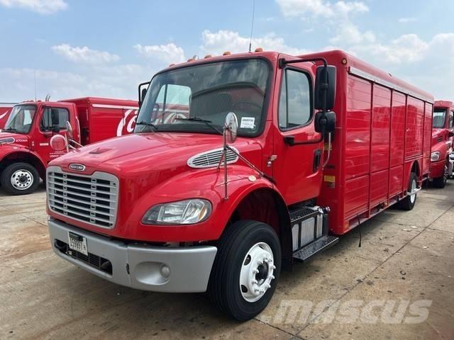 Freightliner M2 106 Вантажівки для доставки напоїв