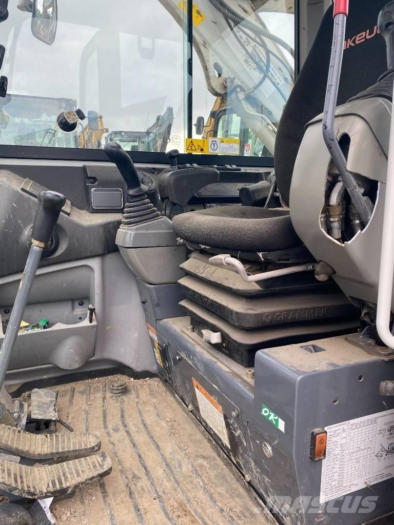 Takeuchi TB 240 Міні-екскаватори < 7т