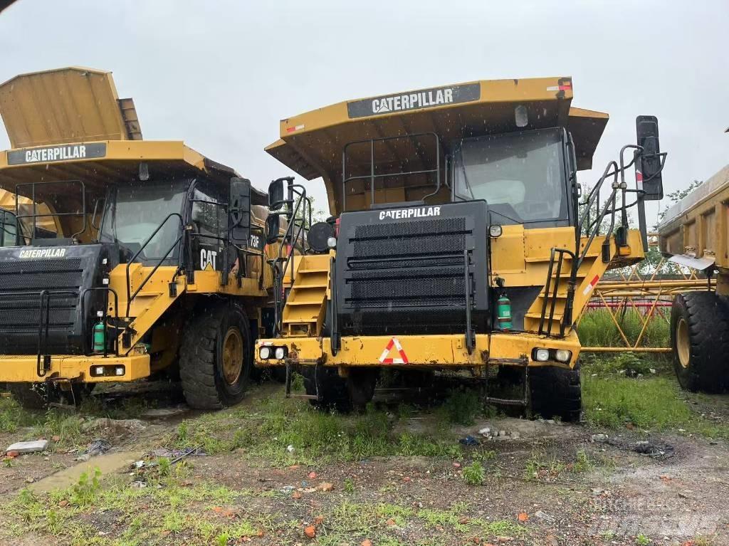 CAT 773 F Зчленовані самоскиди