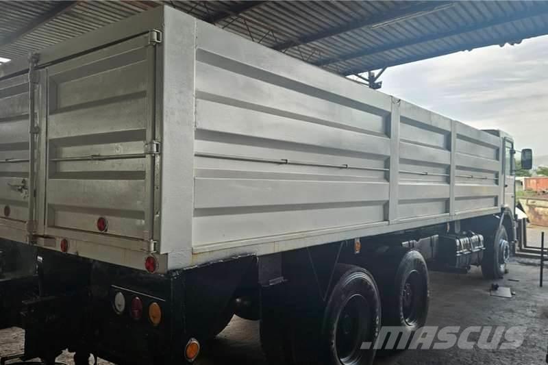 MAN 30-240 Вантажівки / спеціальні