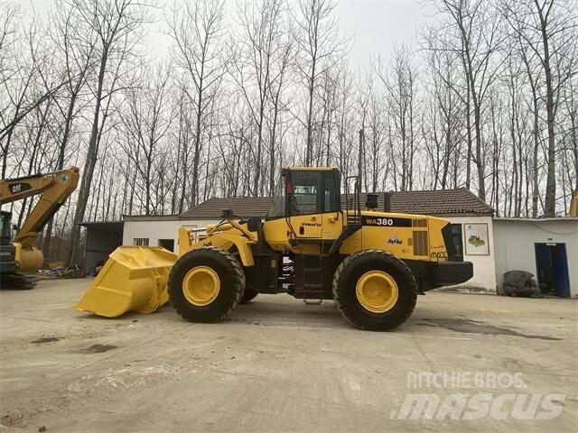 Komatsu WA380 Фронтальні навантажувачі