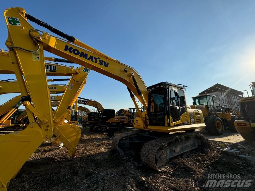 Komatsu PC 210 Гусеничні екскаватори