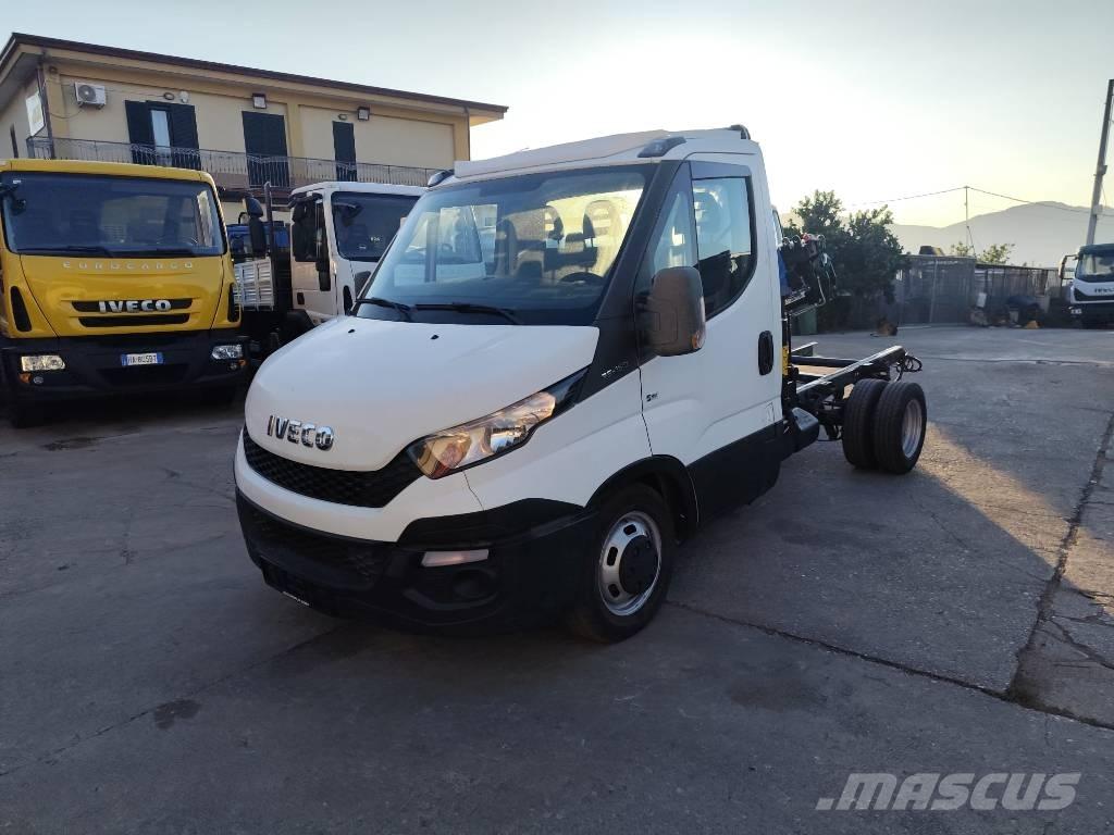 Iveco Daily 35-150 Автокрани