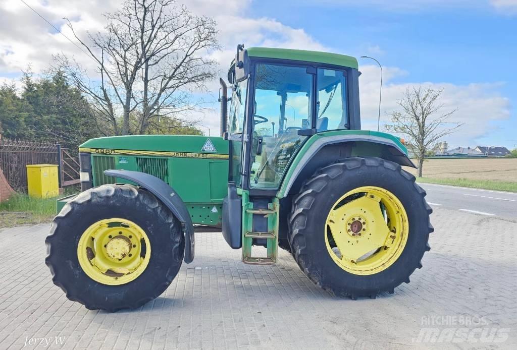 John Deere 6800 Трактори