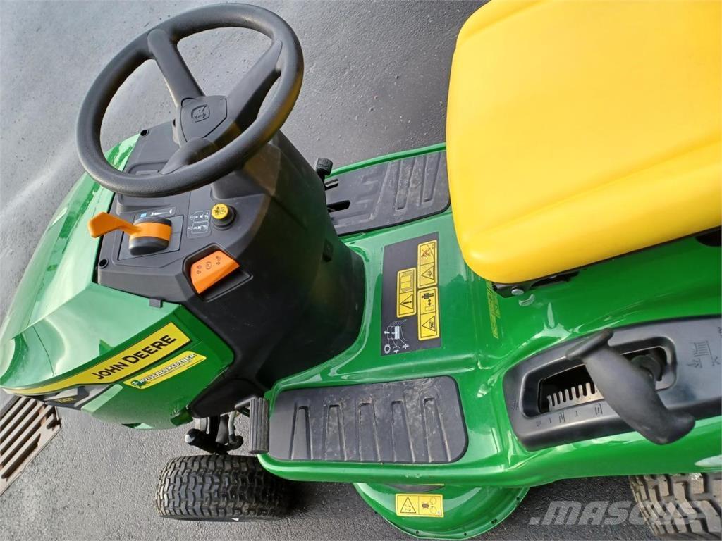 John Deere X147R Газонокосарки