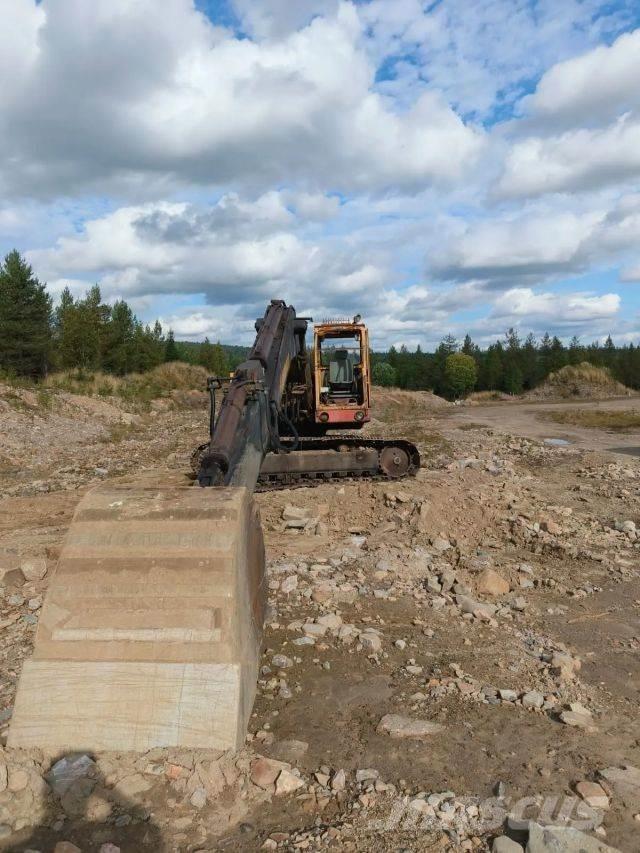 Åkerman 16 Гусеничні екскаватори